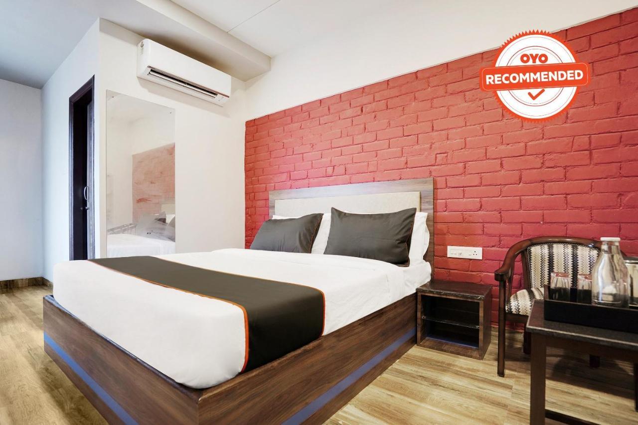 Hotel Super Collection O Kalinga Bapuji Nagar Bhubaneswar Esterno foto